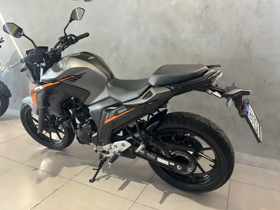YAMAHA-FZ25 FAZER CONNECTED ABS YAMAHA-FZ25 FAZER CONNECTED ABS-2025
