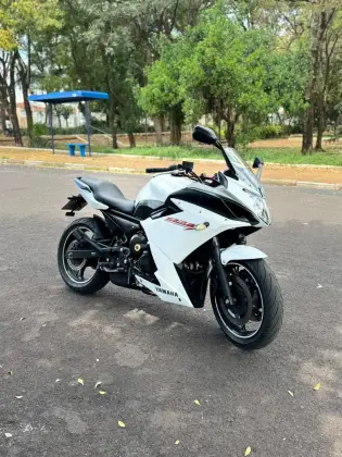 YAMAHA XJ6 F 