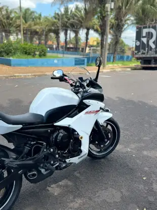 YAMAHA-XJ6 F-2010