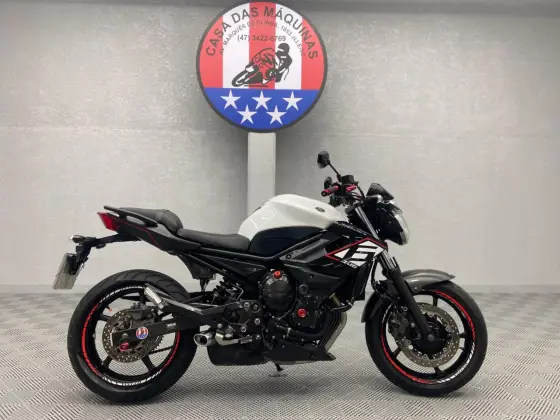 YAMAHA XJ6 N ABS 
