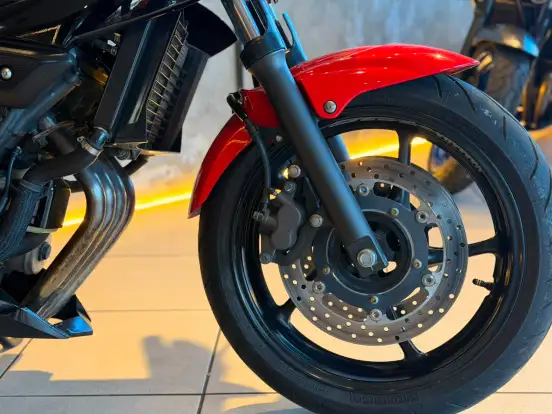 YAMAHA-XJ6 N-2012