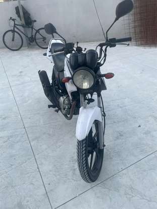 YAMAHA-FACTOR YBR 125 ED-2015