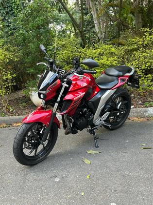 YAMAHA FZ25 FAZER ABS 