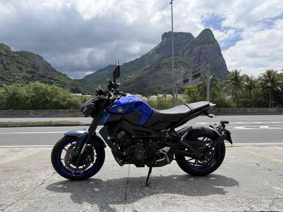 YAMAHA-MT-09 YAMAHA-MT-09-2023