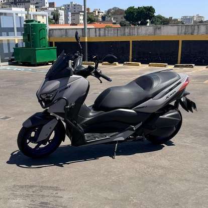 YAMAHA-XMAX ABS-2022