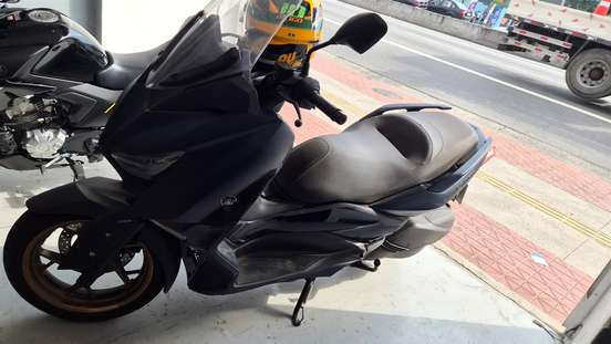 YAMAHA-XMAX ABS-2024