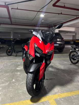 YAMAHA-XMAX ABS-2023