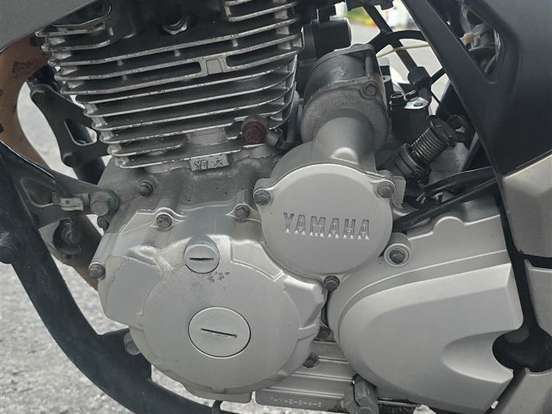 YAMAHA-YS 250 FAZER YAMAHA-YS 250 FAZER-2013
