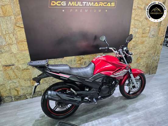 YAMAHA-YS 250 FAZER-2014