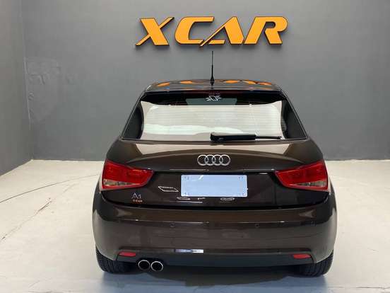 AUDI-A1-1.4 TFSI ATTRACTION 16V 122CV GASOLINA 2P AUTOMÁTICO AUDI-A1-2011