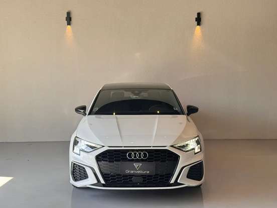 AUDI-A3-2.0 40 TFSI MHEV SEDAN PERFORMANCE BLACK S-TRONIC AUDI-A3-2024