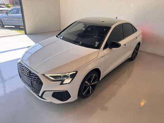 AUDI-A3-2.0 40 TFSI MHEV SEDAN PERFORMANCE BLACK S-TRONIC AUDI-A3-2024
