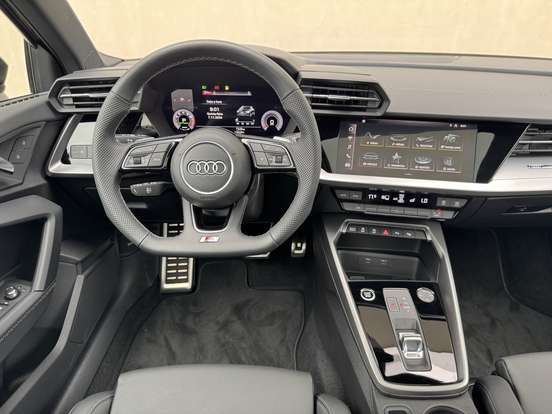 AUDI-A3-2.0 40 TFSI MHEV SPORTBACK PERFORMANCE BLACK S-TRONIC AUDI-A3-2024