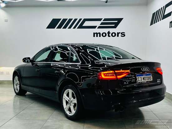 AUDI-A4-2015
