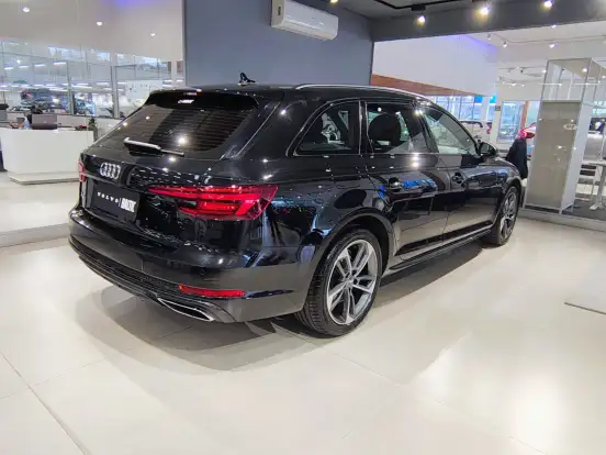 AUDI-A4-2.0 TFSI GASOLINA AVANT S LINE S TRONIC AUDI-A4-2019