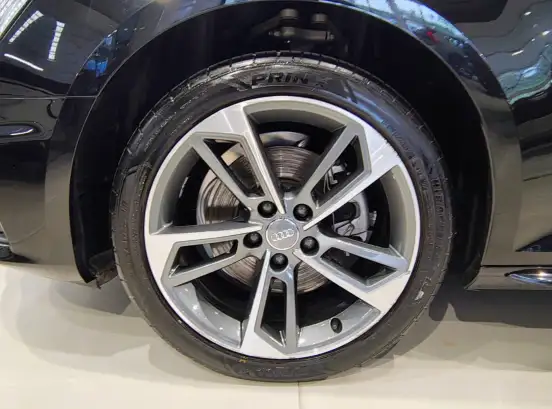 AUDI-A4-2019