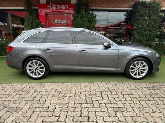 AUDI-A4-2017