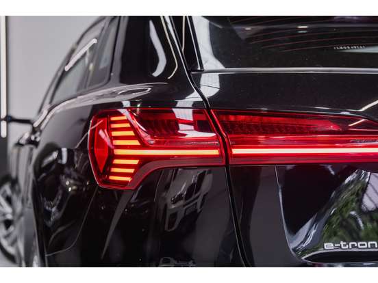 AUDI-E-TRON-ELÉTRICO PERFORMANCE BLACK QUATTRO AUDI-E-TRON-2020