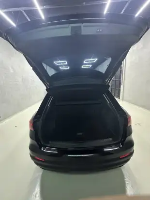 AUDI-Q3-2019