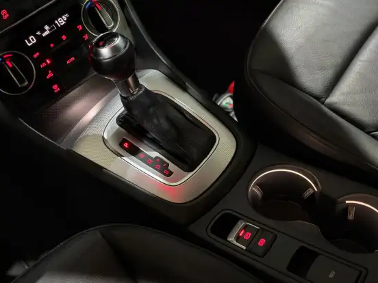 AUDI-Q3-2015