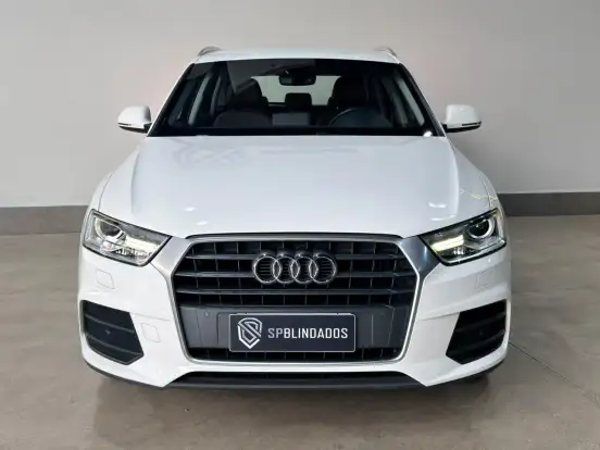 AUDI-Q3-2018