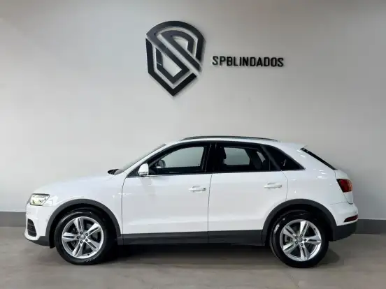 AUDI-Q3-2018