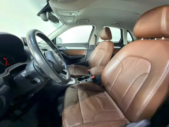 AUDI-Q3-2018