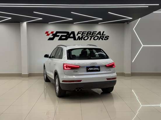 AUDI-Q3-1.4 TFSI AMBITION GASOLINA 4P S TRONIC AUDI-Q3-2016