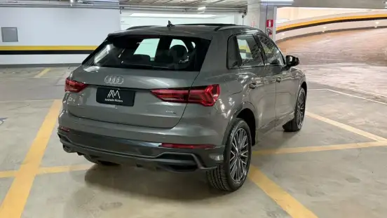 AUDI-Q3-2023