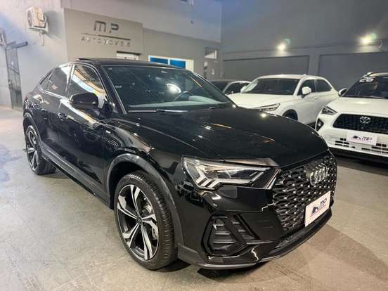 AUDI-Q3-2023