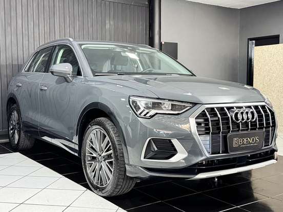 AUDI-Q3-2023