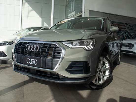 AUDI-Q3-2.0 40 TFSI GASOLINA PRESTIGE QUATTRO TIPTRONIC AUDI-Q3-2024