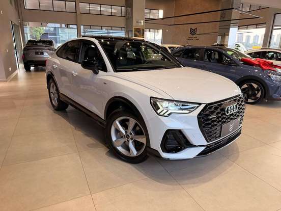 AUDI-Q3-2.0 40 TFSI GASOLINA SPORTBACK PERFORMANCE BLACK QUATTRO TIPTRONIC AUDI-Q3-2022