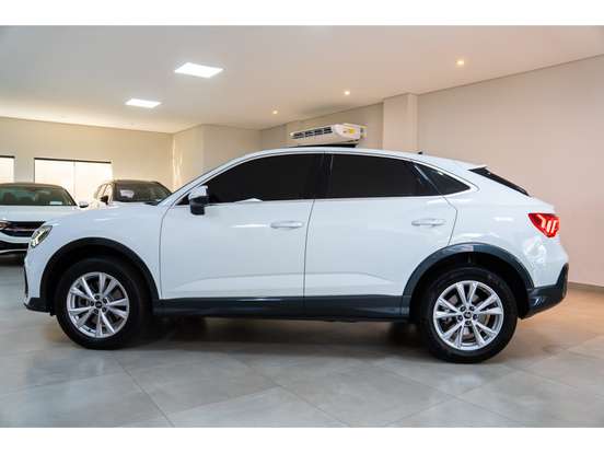 AUDI-Q3-2.0 40 TFSI GASOLINA SPORTBACK PERFORMANCE QUATTRO TIPTRONIC AUDI-Q3-2022
