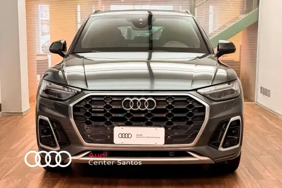 AUDI-Q5-2022