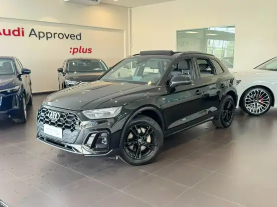 AUDI-Q5-2022