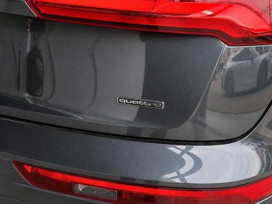 AUDI-Q5-2019
