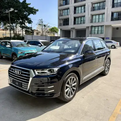 AUDI-Q7-2017