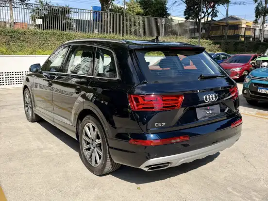 AUDI-Q7-3.0 TFSI AMBITION V6 24V GASOLINA 4P TIPTRONIC AUDI-Q7-2017