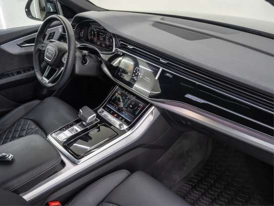 AUDI-Q8-3.0 TFSI GASOLINA PERFORMANCE BLACK QUATTRO TIPTRONIC AUDI-Q8-2025