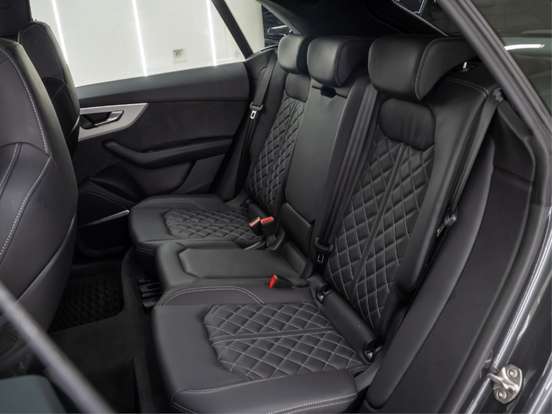 AUDI-Q8-3.0 TFSI GASOLINA PERFORMANCE BLACK QUATTRO TIPTRONIC AUDI-Q8-2025