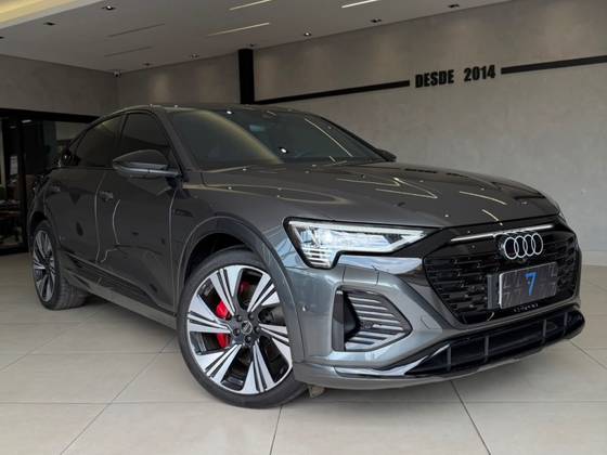 AUDI Q8 E-TRON 55 ELÉTRICO SPORTBACK PERFORMANCE BLACK QUATTRO