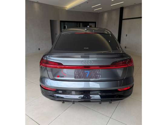 AUDI-Q8 E-TRON-55 ELÉTRICO SPORTBACK PERFORMANCE BLACK QUATTRO AUDI-Q8 E-TRON-2023