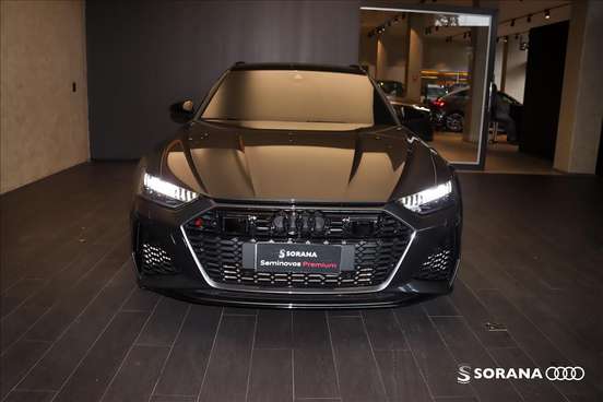 AUDI-RS6-2024