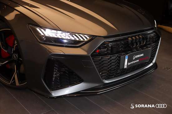AUDI-RS6-2024
