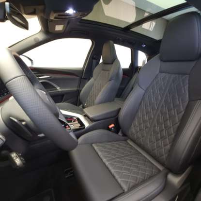 AUDI-SQ5-2025