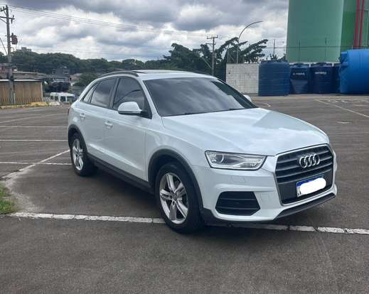 AUDI-Q3-2016