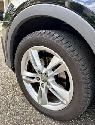 AUDI-Q3-2017