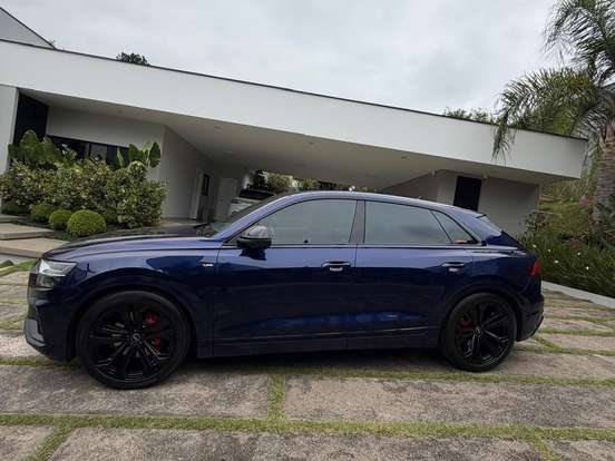 AUDI-Q8-3.0 TFSI GASOLINA PERFORMANCE BLACK QUATTRO TIPTRONIC AUDI-Q8-2022