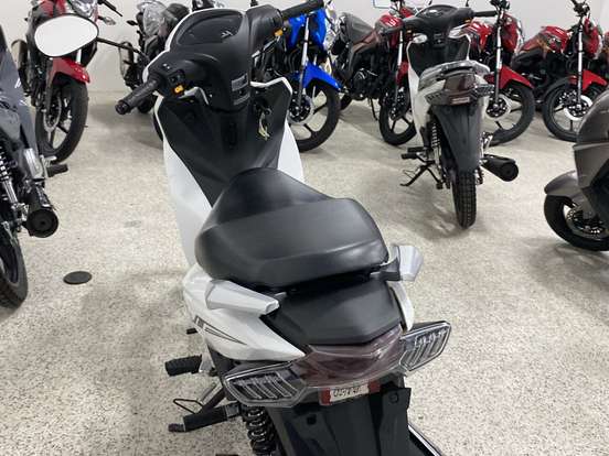 AVELLOZ-AZ 125 ALFA-2025